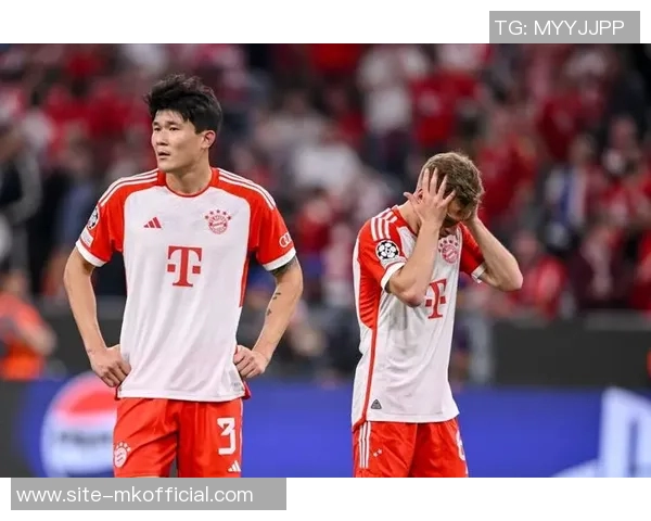 金玟哉铲倒库尼亚引发争议表现不满情绪火气十足