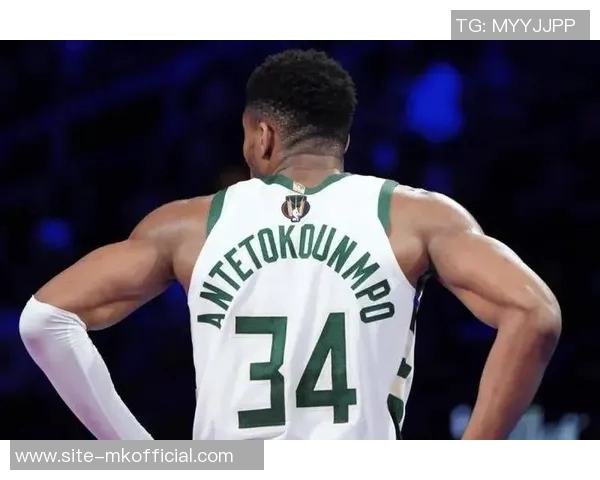 肯尼感恩父亲与哥哥助力夺冠巴克利建议赠送大梦冠军戒指