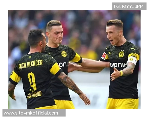 马克西首节火力全开7投6中狂砍15分3断助力球队领先对手