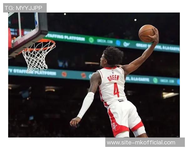 杰伦格林复出表现亮眼继续替补出战对抗老鹰队争取胜利