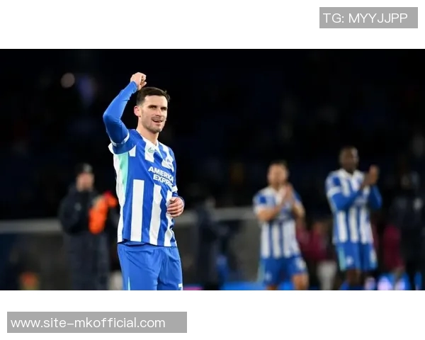 多特中场格罗斯完成体检即将正式回归布莱顿队